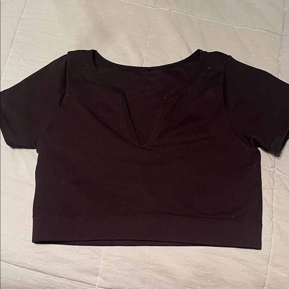 Garage Women’s Black V-Neck Crop Top